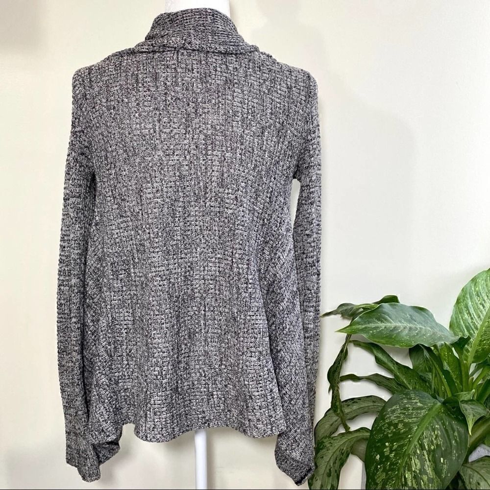 Urban Outfitters Silence+Noise gray cardigan small - Picture 3 of 5